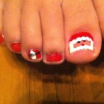 DIY Santa Claus Toe Nail Design For Christmas