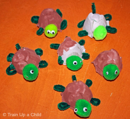 egg-carton-turtles